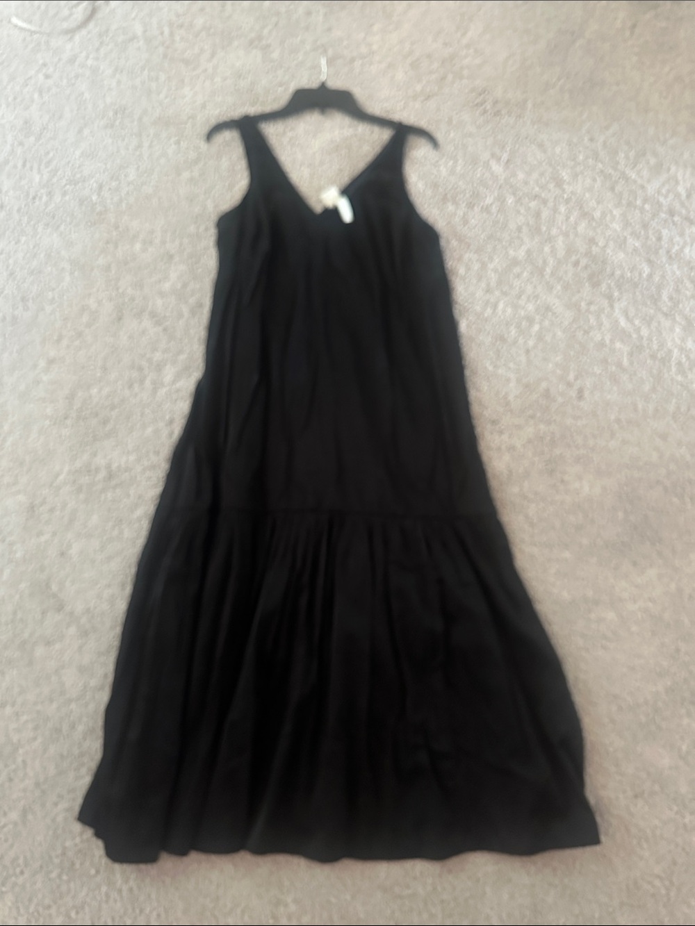 H&M Black V-Neck Sleeveless Maxi Dress
